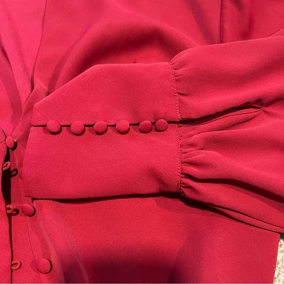 Backyard Roses Top - Picture 6 of 7